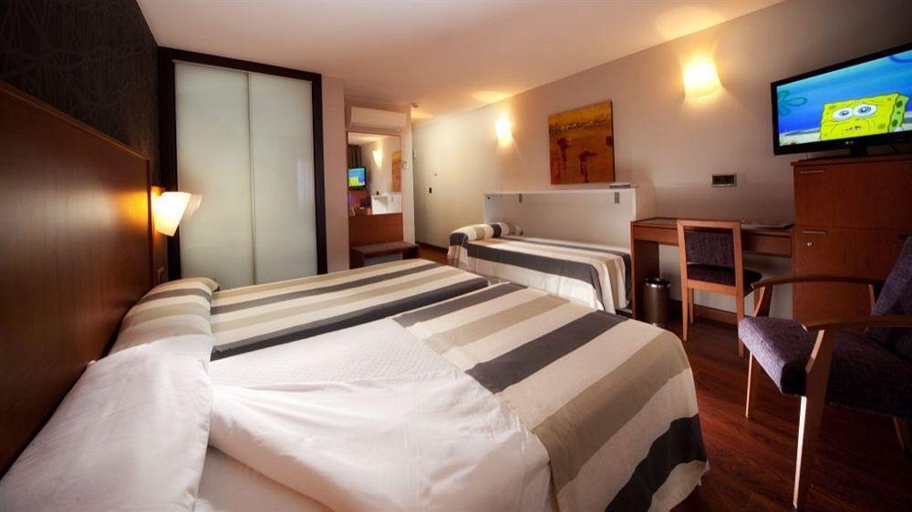 Torreluz Apartamentos Almeria Bagian luar foto