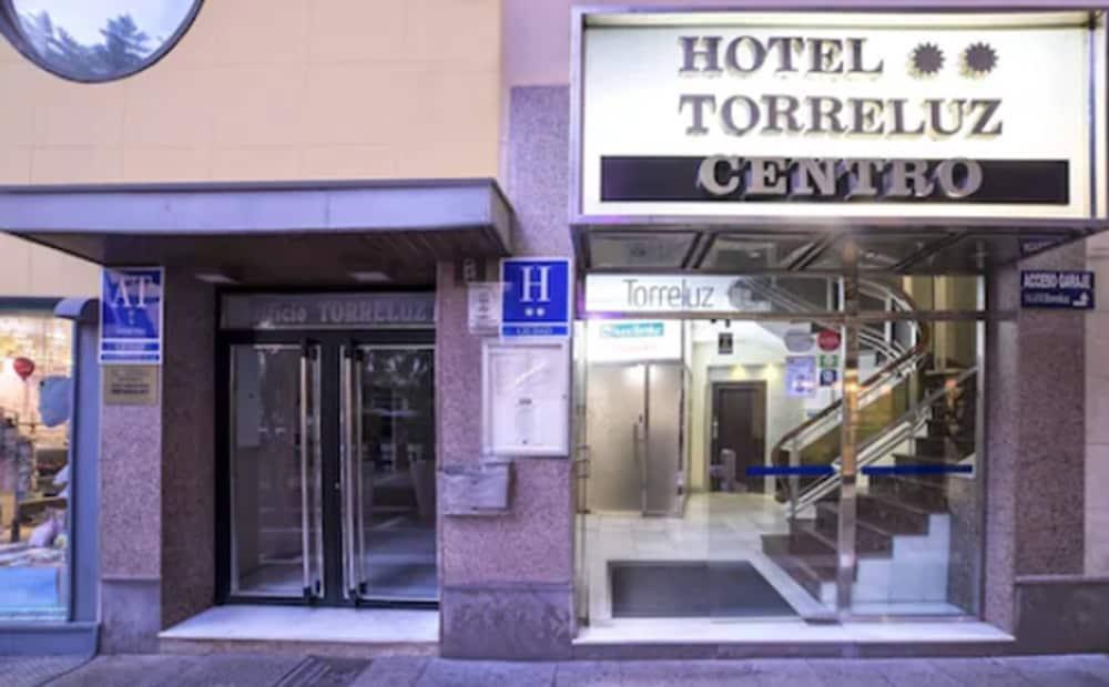 Torreluz Apartamentos Almeria Bagian luar foto