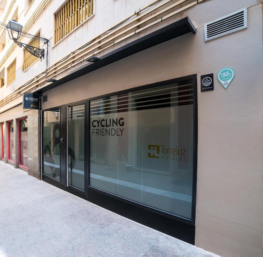 Torreluz Apartamentos Almeria Bagian luar foto